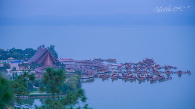 滇池2.jpg