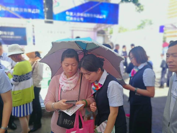 邮储银行昆明市分行:践行普惠金融,彰显大行形